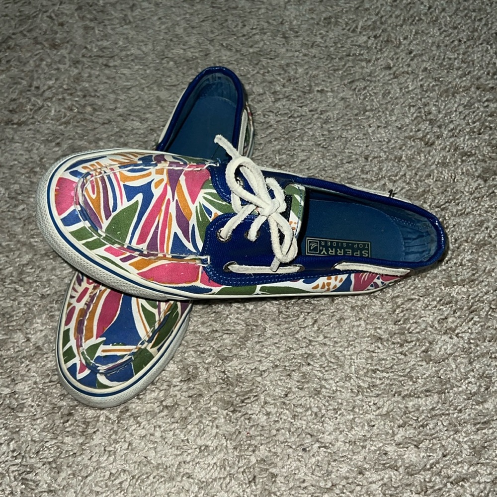 Women’s colorful sperry